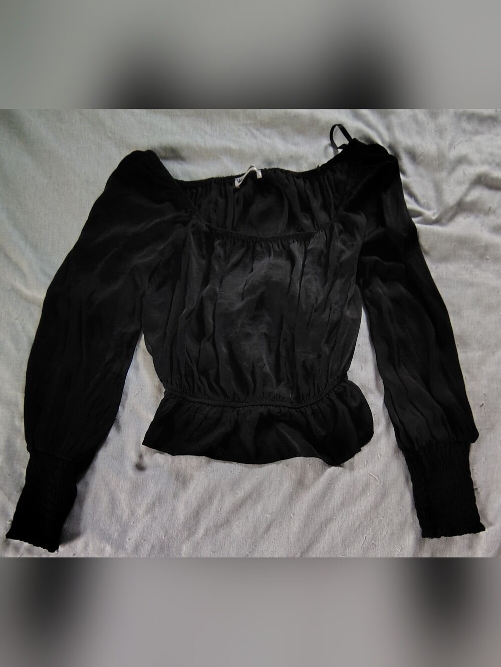 Leimarie Limited Black Cropped Long Sleeve Peasant Top Size Large
